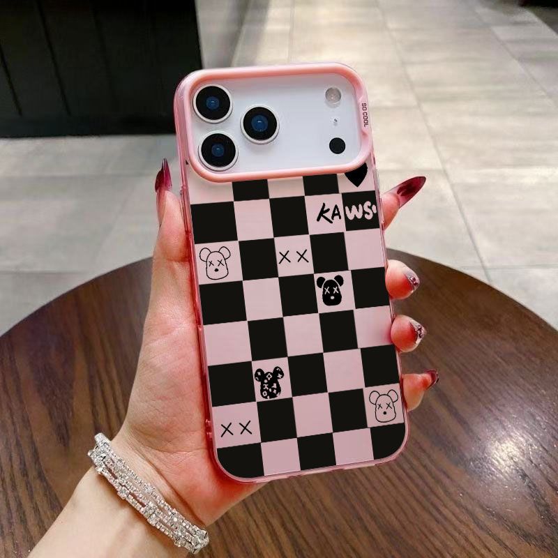 カウズ iphone 17pro max 16 plus 15 pro 携帯カバー