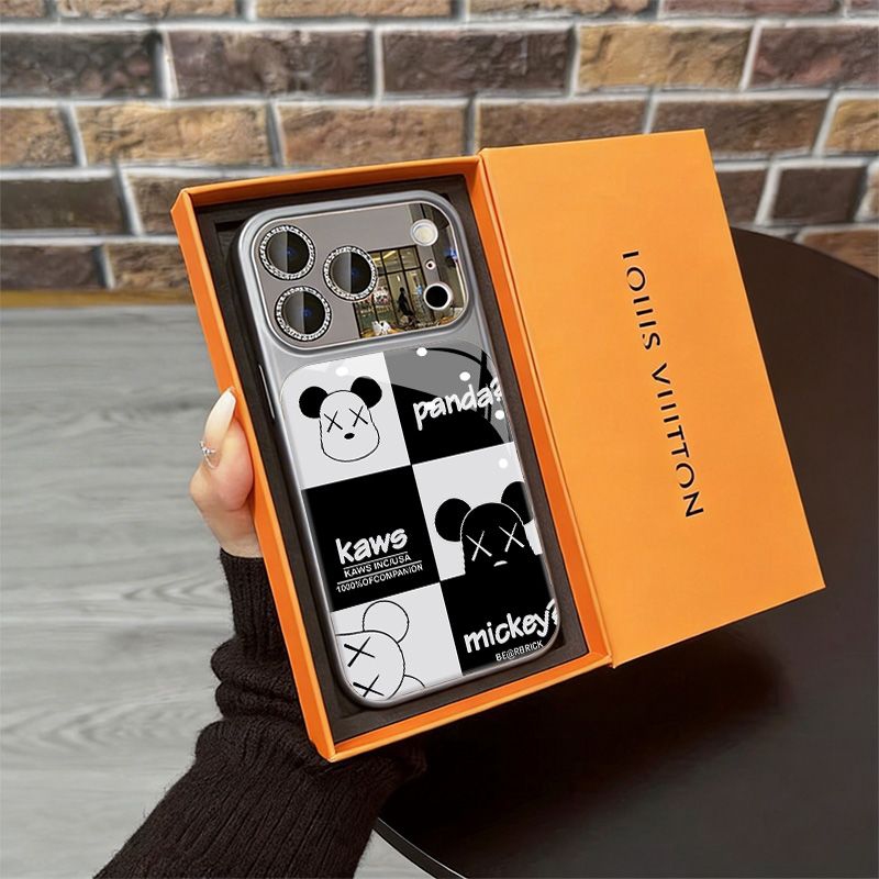 カウズiPhone16 17 17e 15pro max 16proカバー