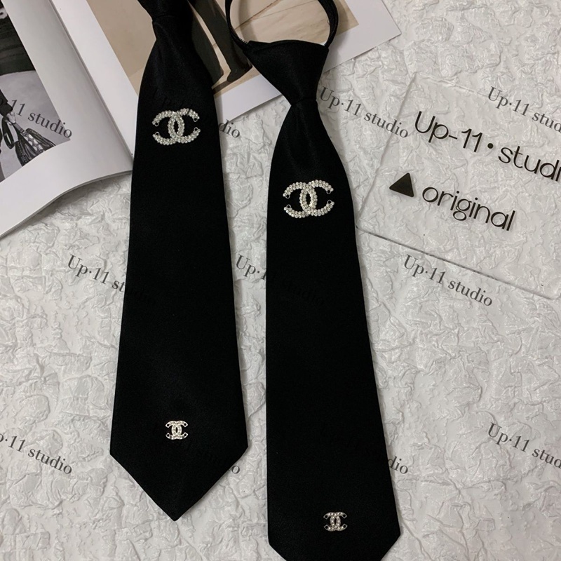 CHANEL ワイドネクタイ