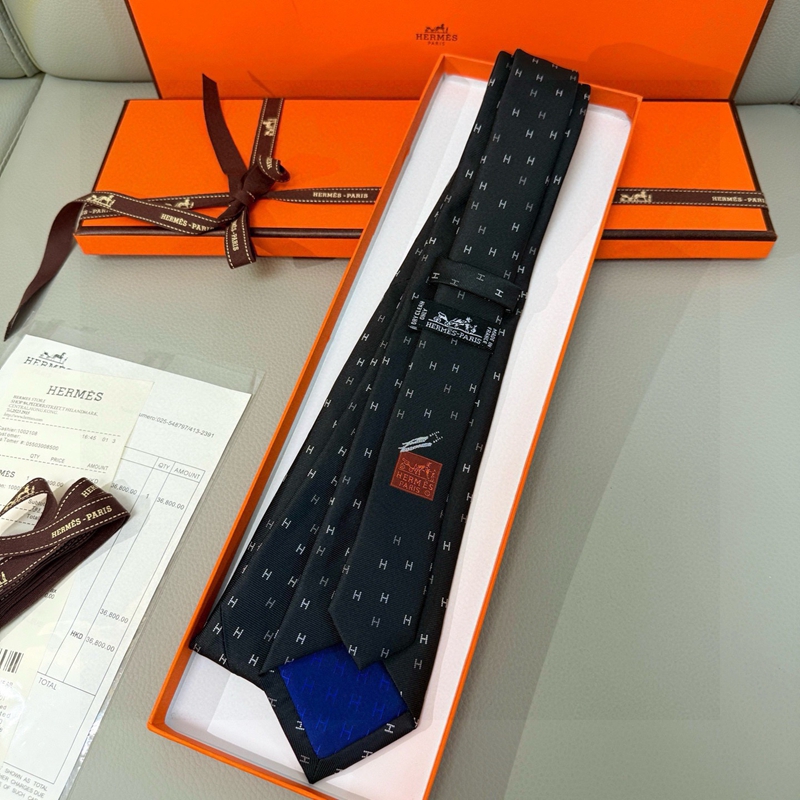 Ｈermes風シルクネクタイ